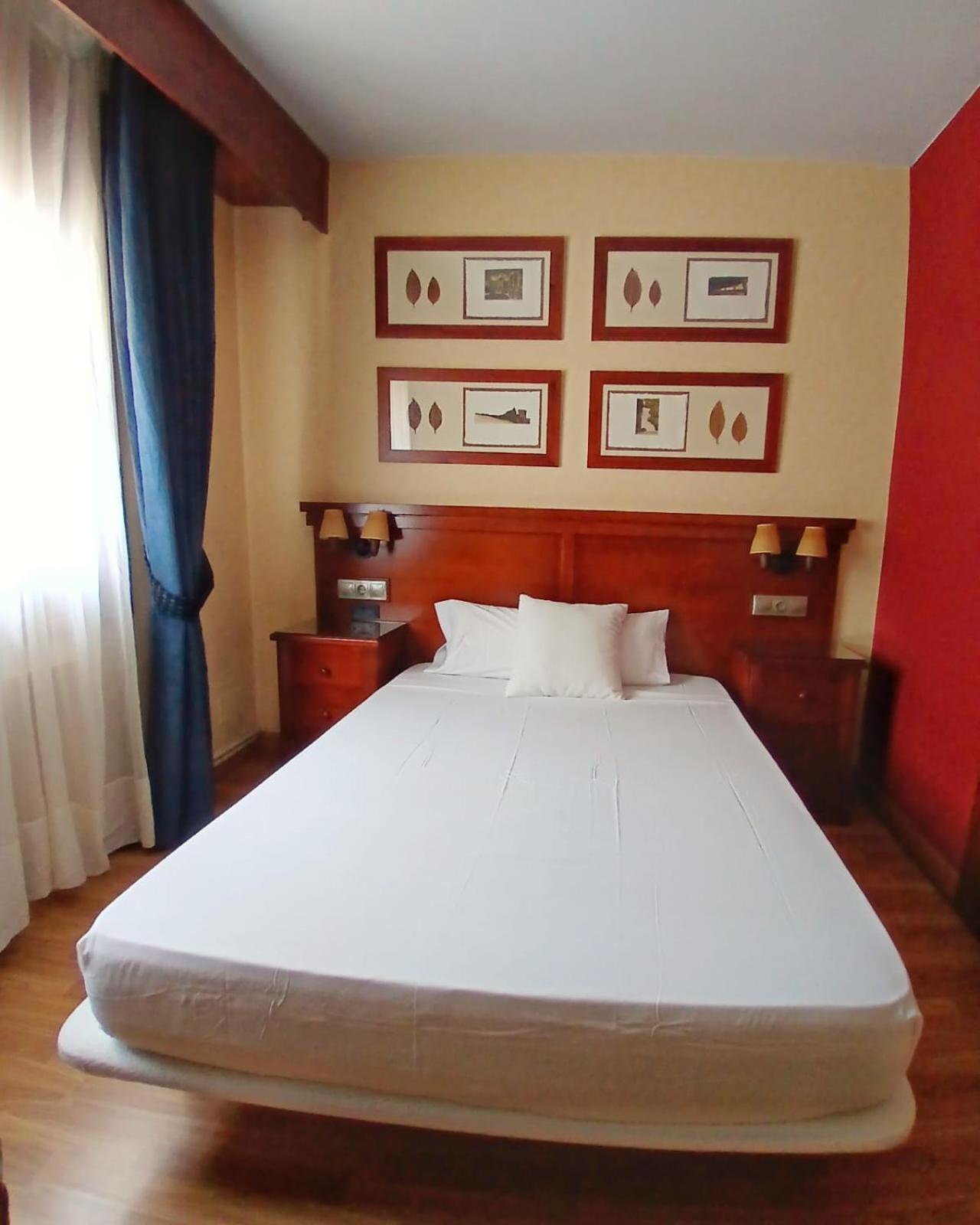 Hostal Los Infantes Olvega Ngoại thất bức ảnh